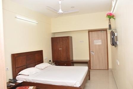Hotel Rithanns Karumathampatti Karumattampatti Εξωτερικό φωτογραφία