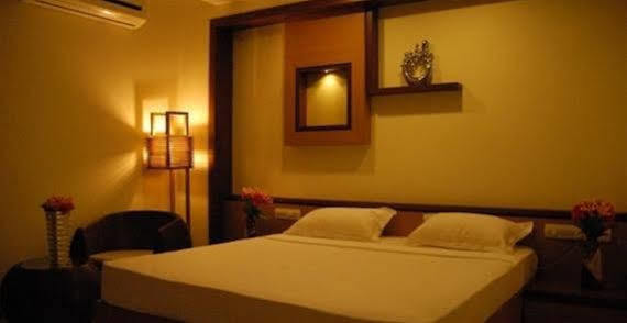 Hotel Rithanns Karumathampatti Karumattampatti Εξωτερικό φωτογραφία